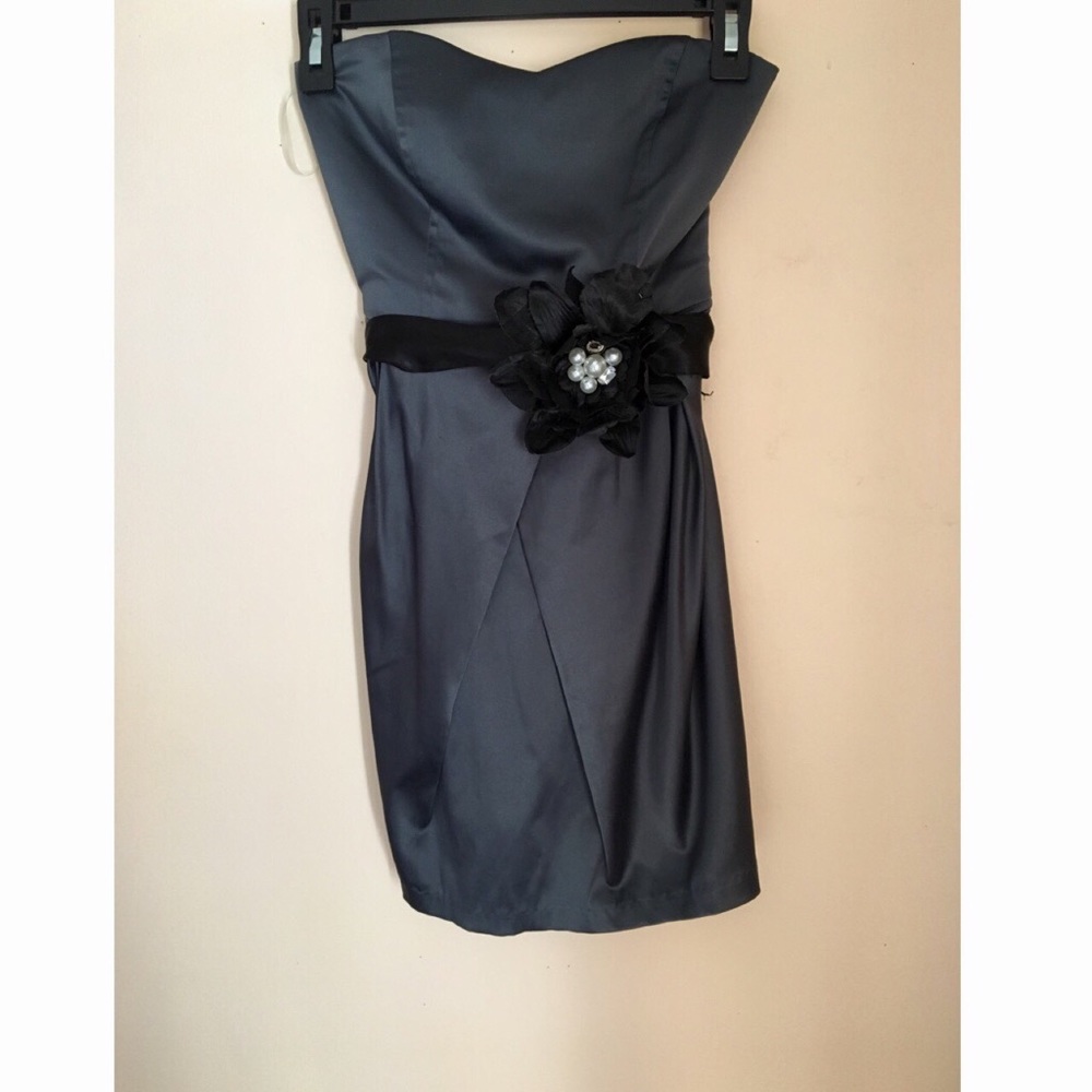 Nordstrom Strapless Gray Midi Dress